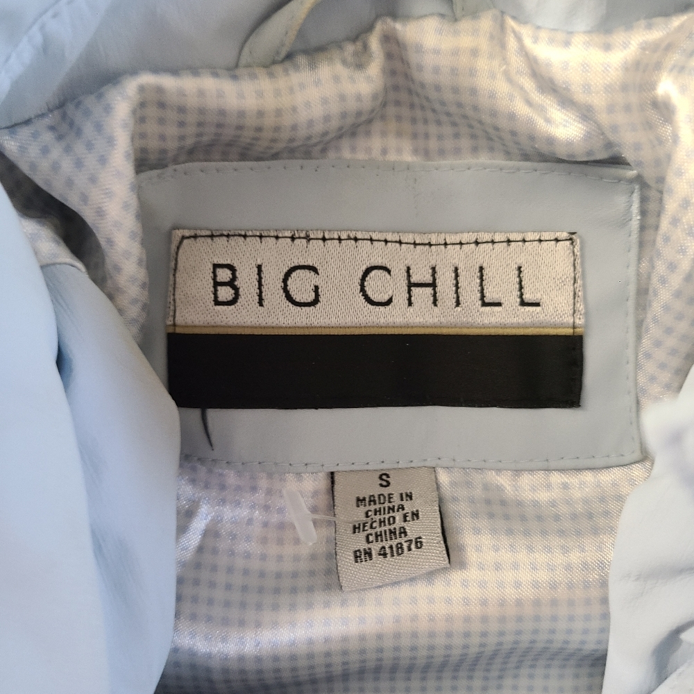 Woman's Spring Jacket - Picture 4 of 5